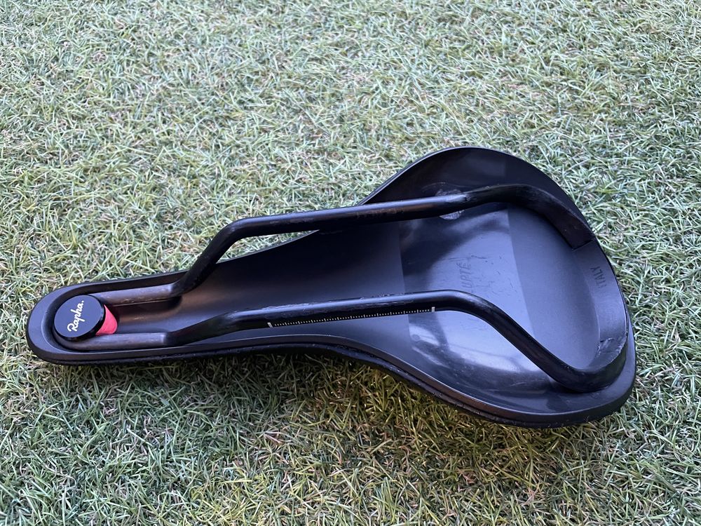 Șa cursiera Rapha carbon 177 g ( shimano, campagnolo, ciclism