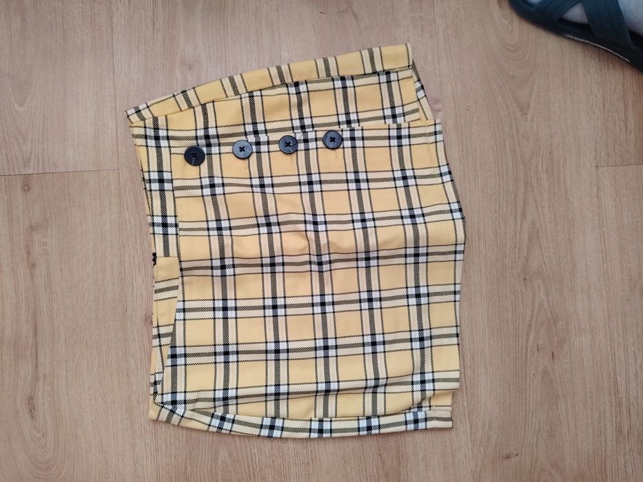 Пола - панталон и пола