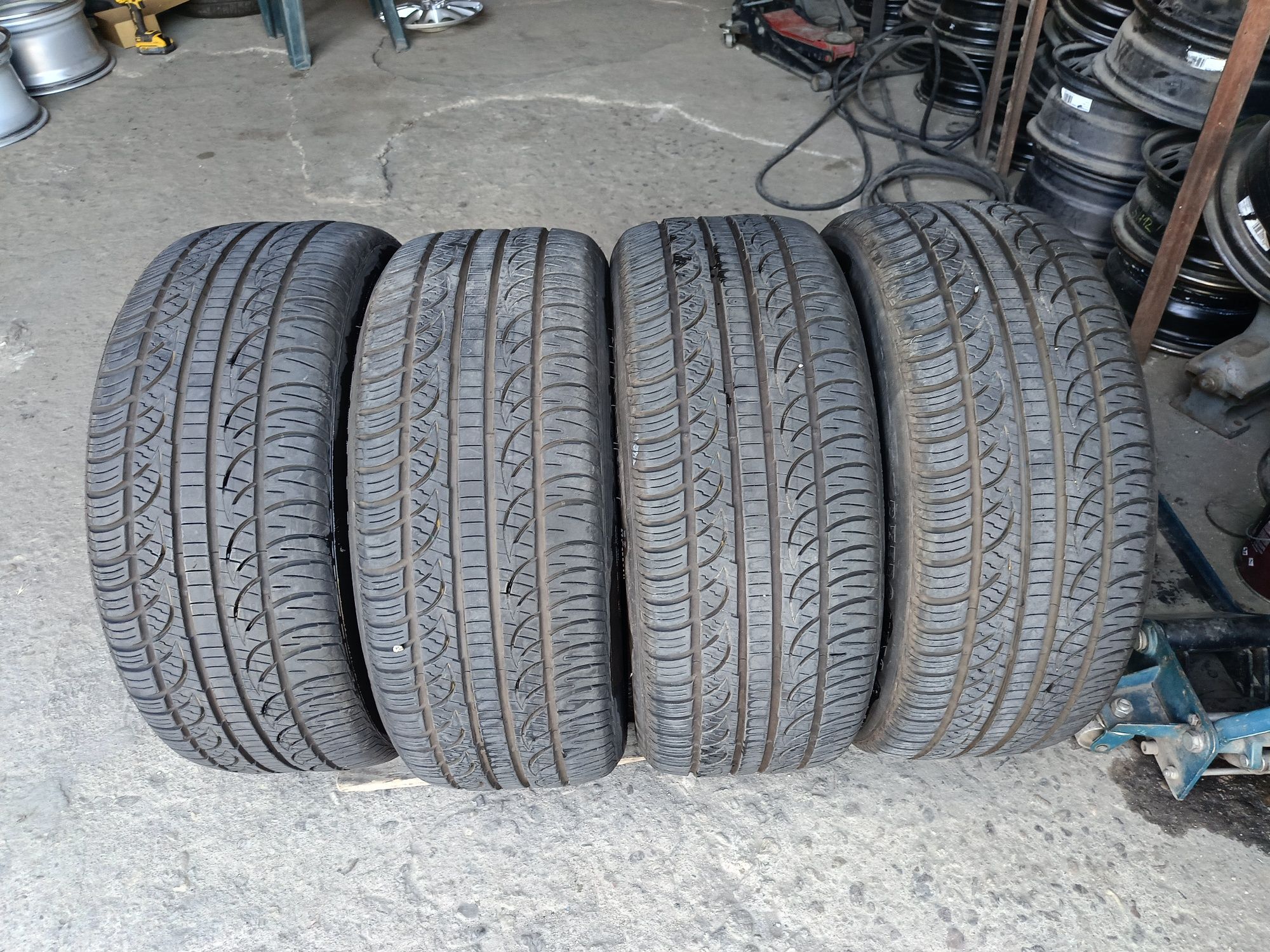 Всесезонни гуми -19цола -255/45-1бр.-90лв."PIRELLI"