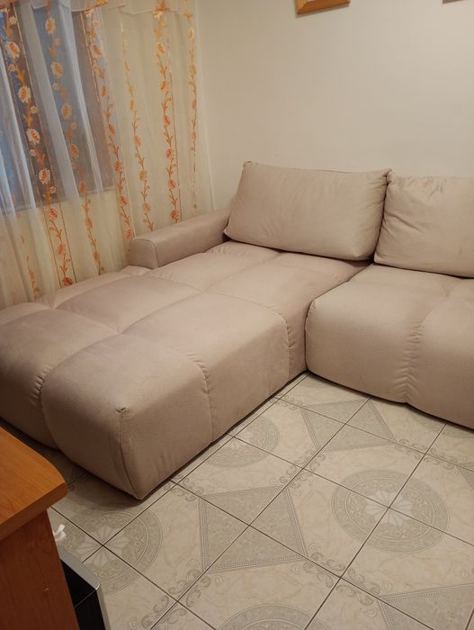 Vând colțar extensibil