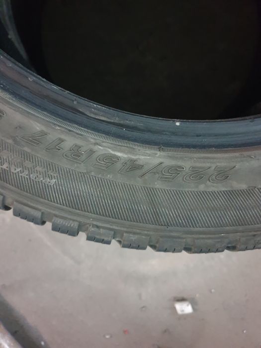 225 45 r17 iarna Goodride