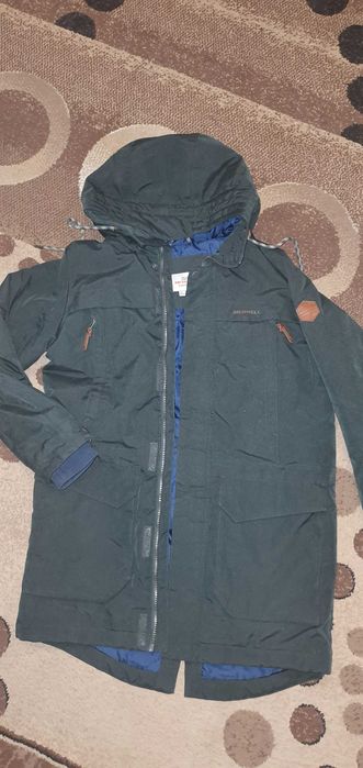 Кутка теплая фирменная на 12-14 лет