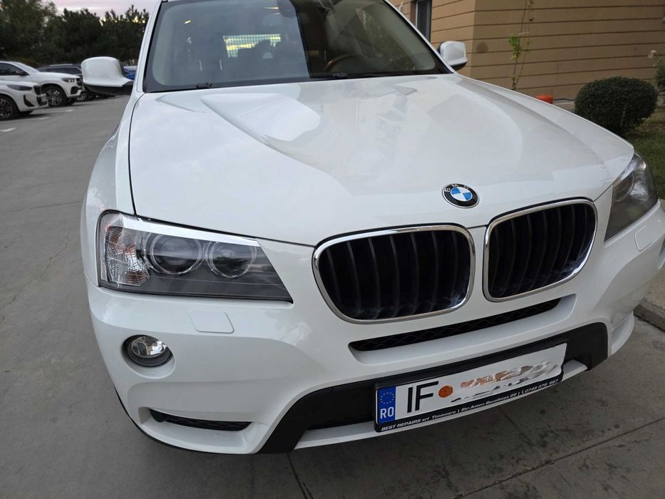 Vand BMW X3 xDrive20d (F25) din 2013 - stare impecabila