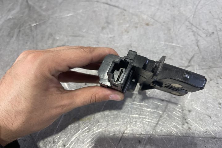 Broasca hayon 8200000897B / 8200 000 897 B Renault Laguna a 2-a gener