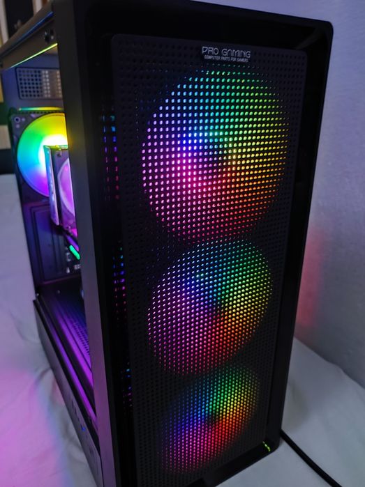 Gaming PC Intel E5-2680v4 / RX 580