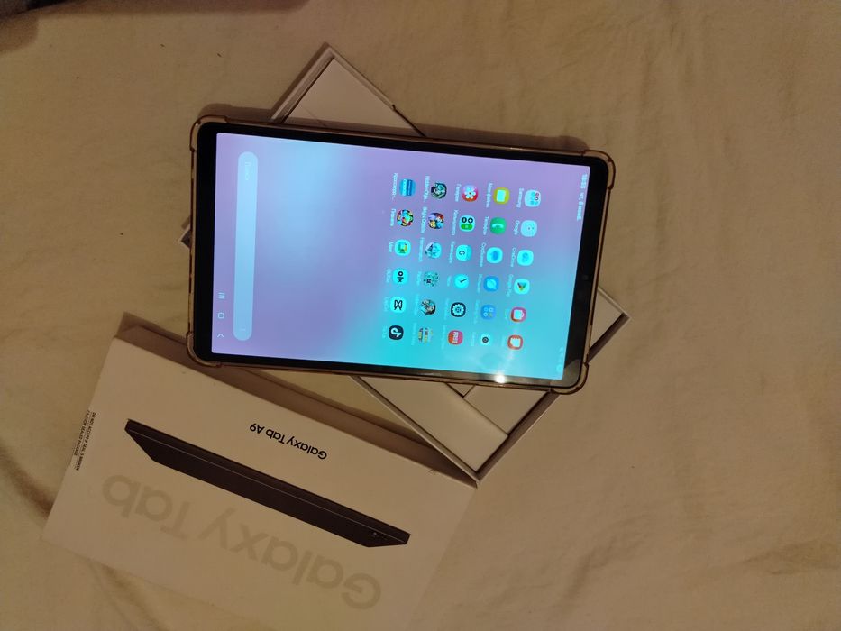 Самсунг Тап А 9 телефон планшет