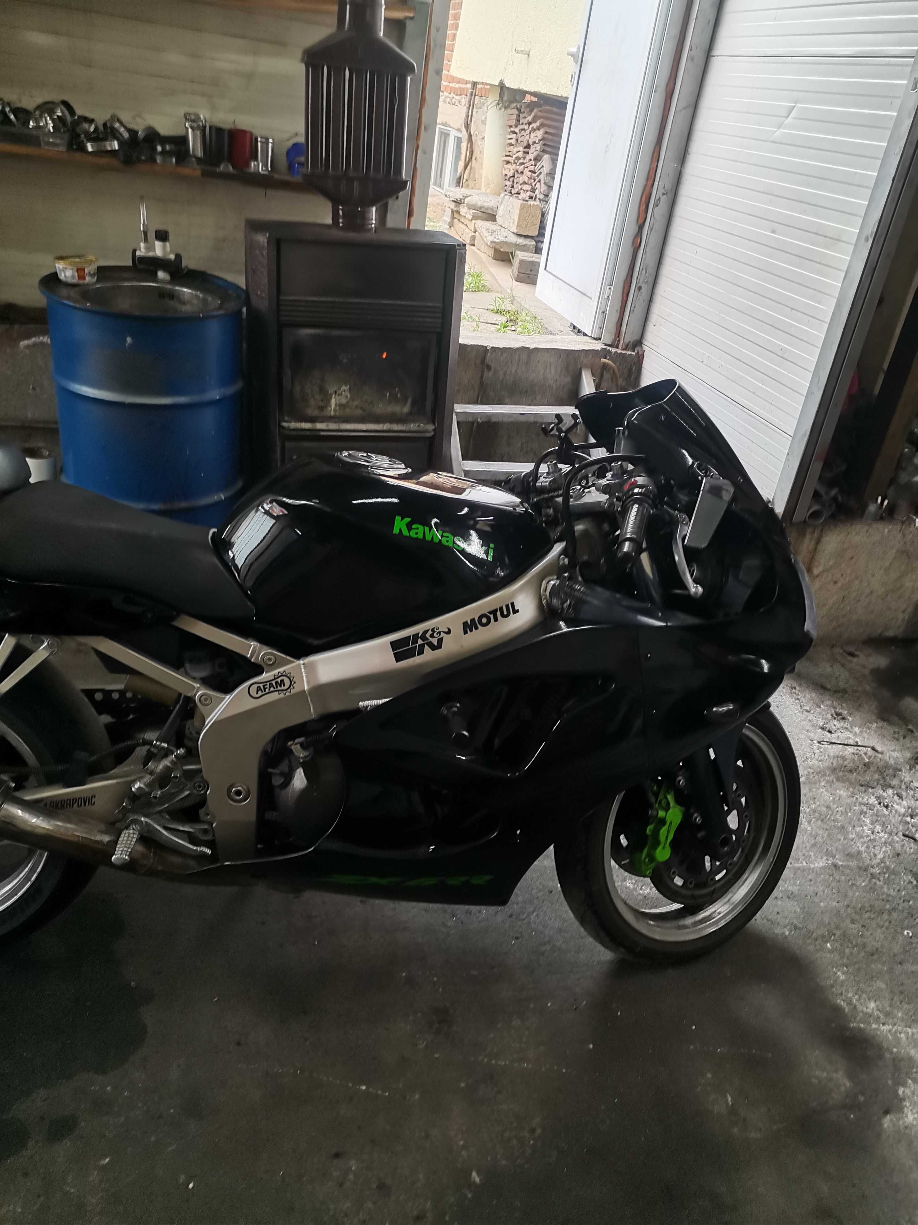 kawasaki ninja zx-6r