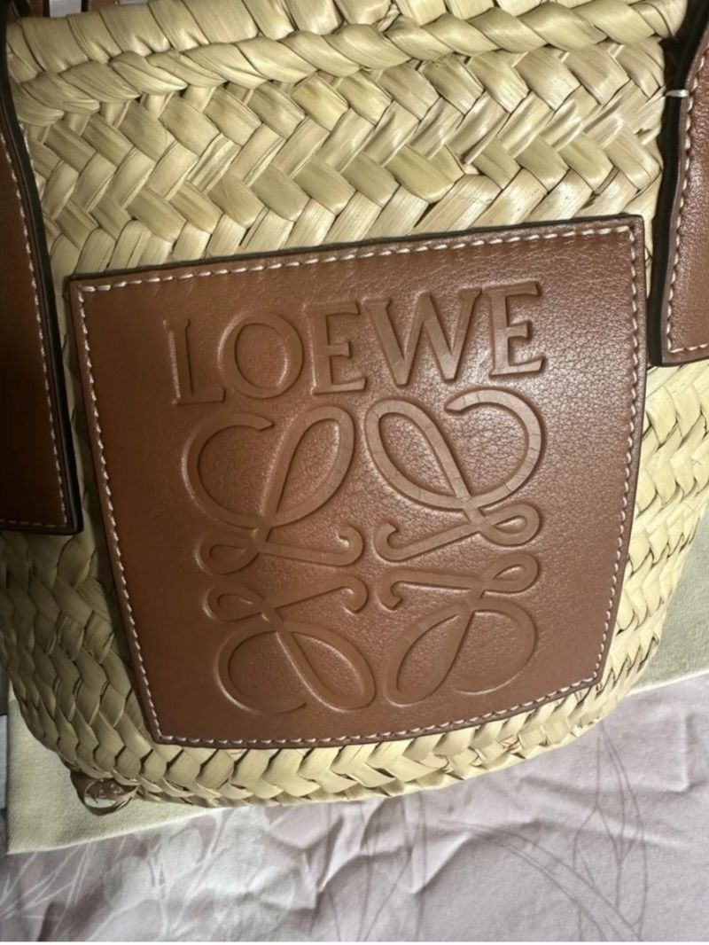 Loewe basket bag ,small size ca noua, cu saculet inclus