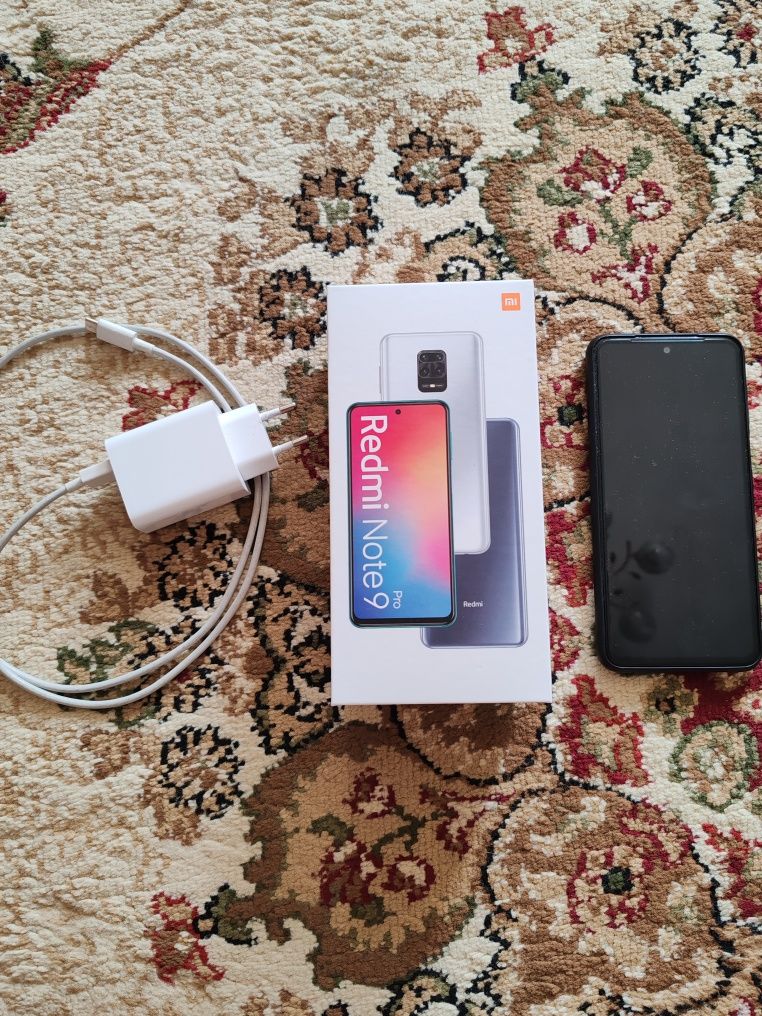 Продаю смартфон Xiaomi redmi note 9 pro