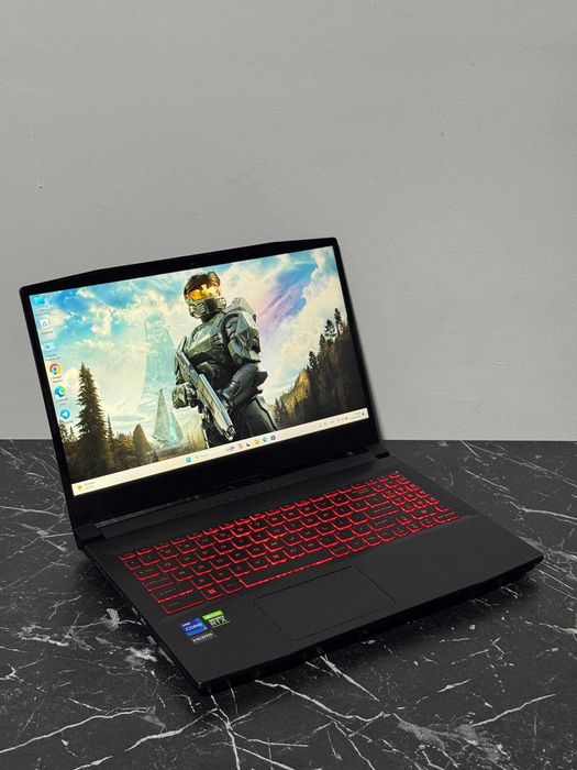 Kuchli Igravoy Noutbuk MSI Thin