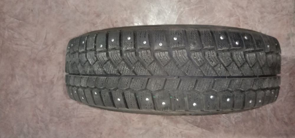 Шины с дисками в отличном состоянии