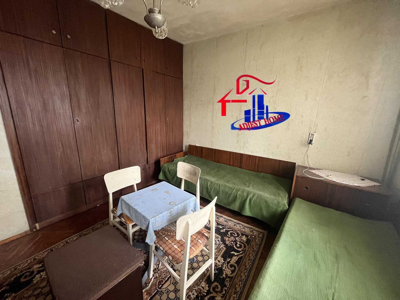 Продава се Четиристаен апартамент в Шумен, 5-ти полк - 120 кв.м за 1041 €/кв.м - Снимка #2