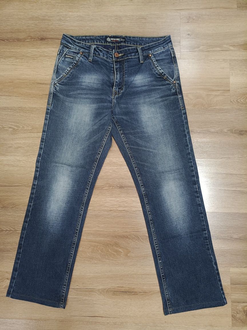 Мужские фирменные джинсы