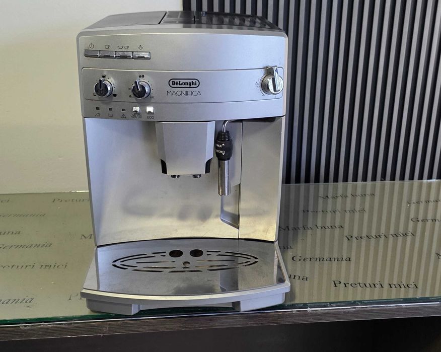 Espressor automat Delonghi ESAM 03.120.S - import Germania