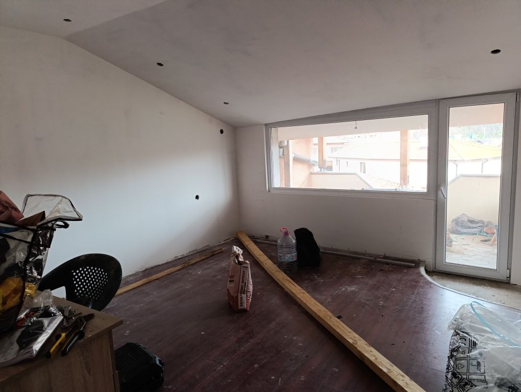 Продава се Тристаен апартамент в Хасково, Любен Каравелов - 120 кв.м за 719 €/кв.м - Снимка #9