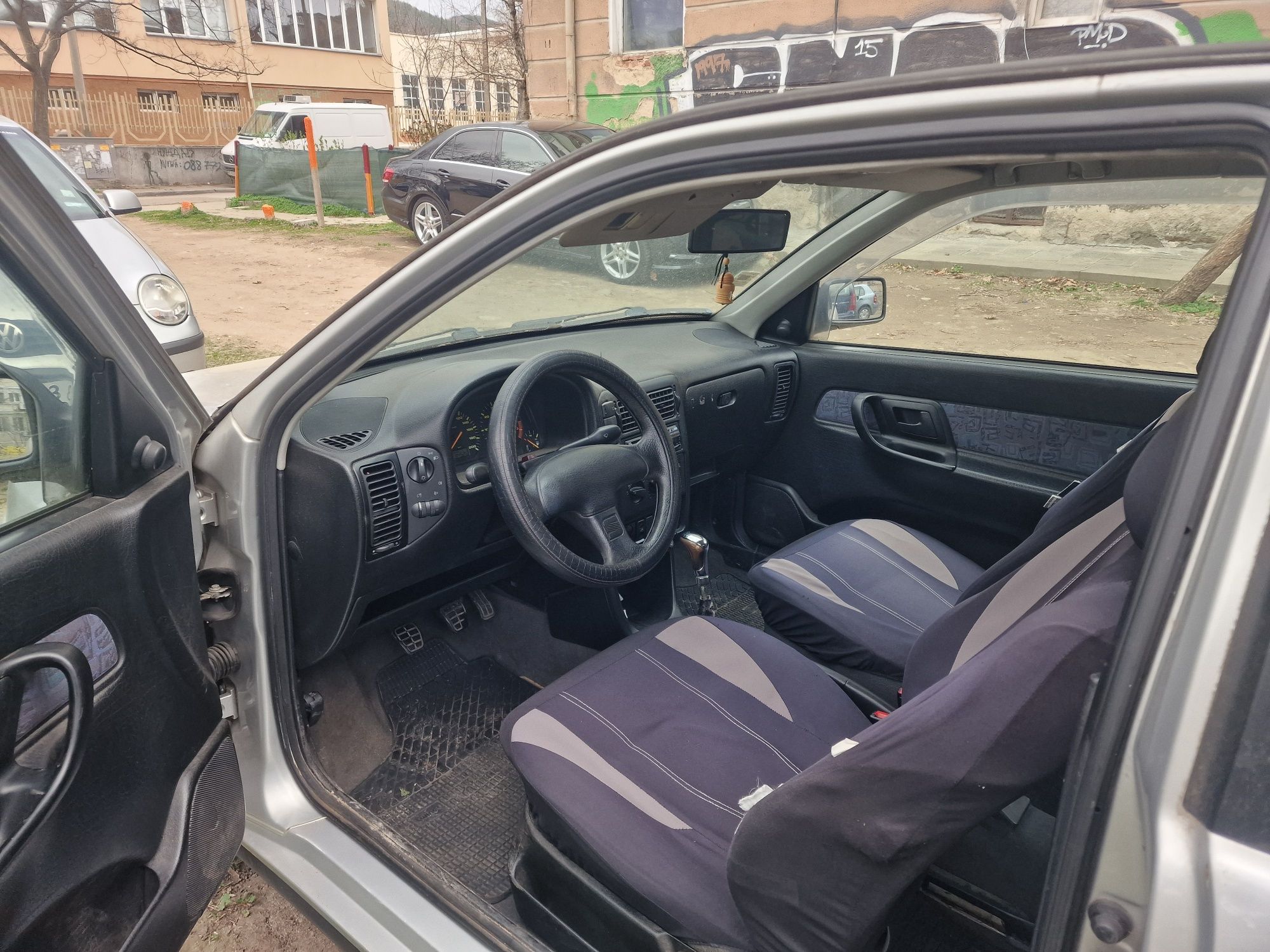 Seat ibiza 1.4 бензин 1997г.