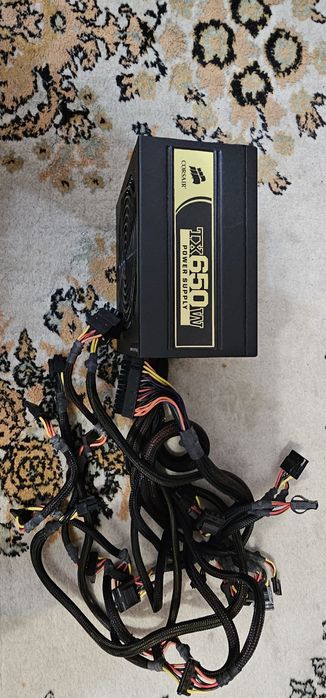 Sursa Corsair CMPSU-650TX 650W, ATX2.2  52A LA 200 RON