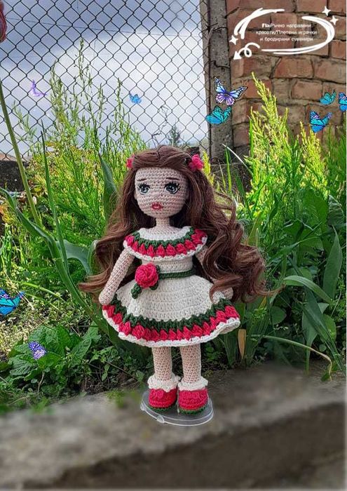Плетени мини кукли