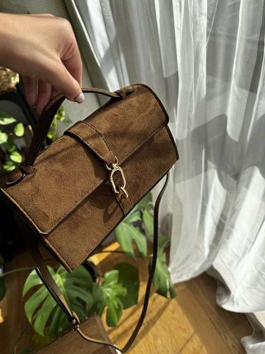 Чанта с къса и дълга дръжка