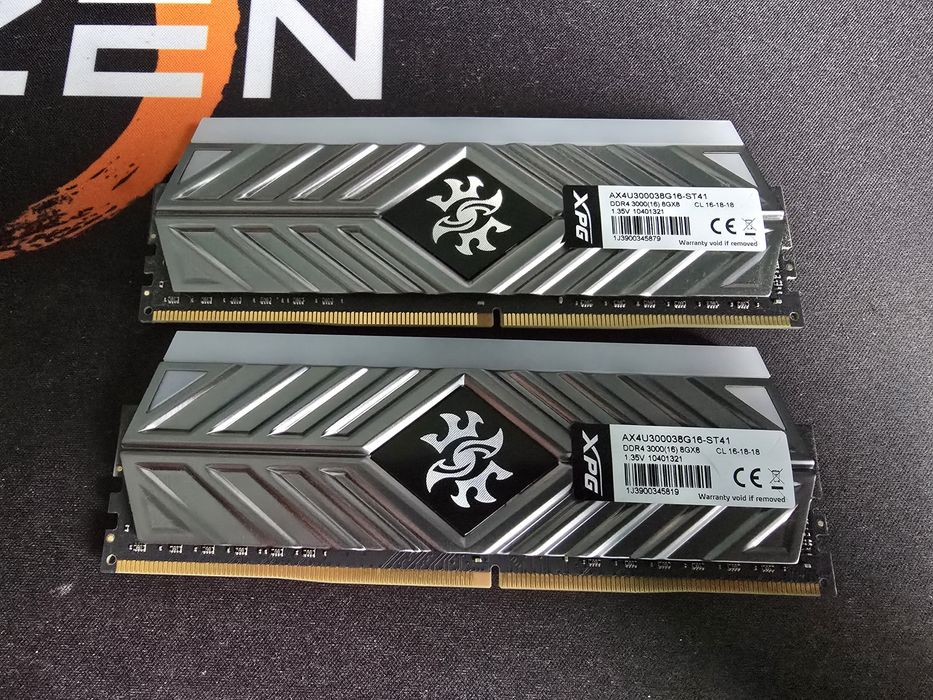 Kit ram DDR4 XPG 16Gb 3000Mhz RGB