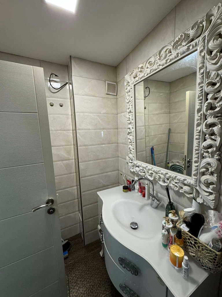 Продава се Тристаен апартамент в Казанлък - 133 кв.м за 1342 €/кв.м - Снимка #14