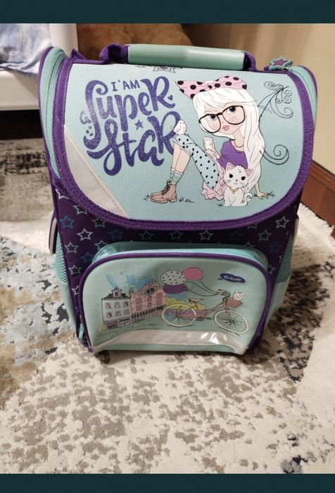 Срочно продам школьные рюкзаки