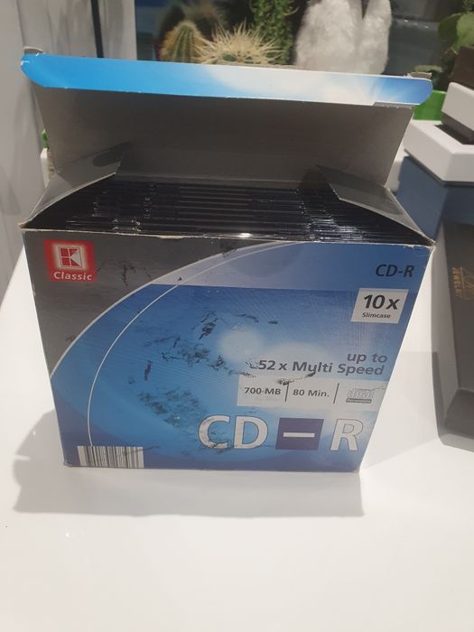 CD дискове, 10 броя на Kaufland, чисто нови