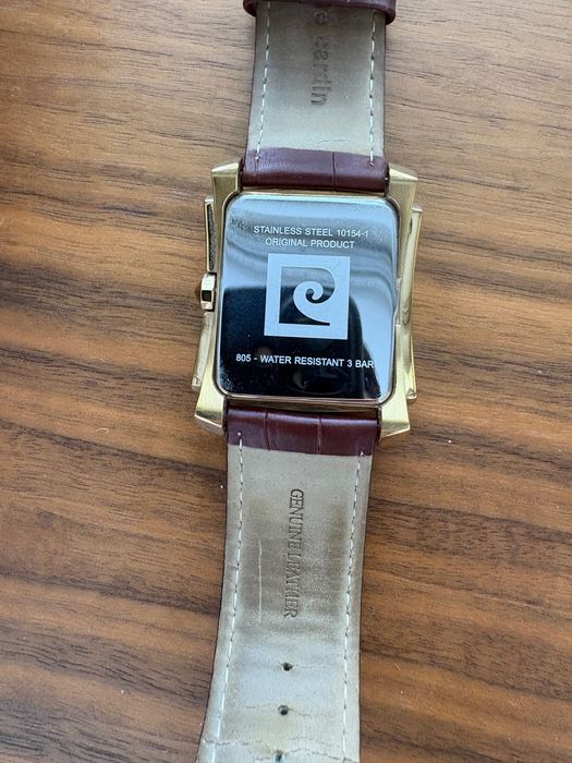 Часовник Pierre Cardin