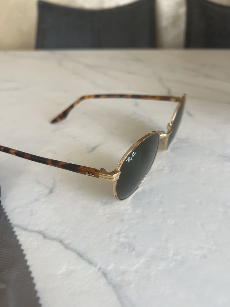Слънчевш очила Ray Ban