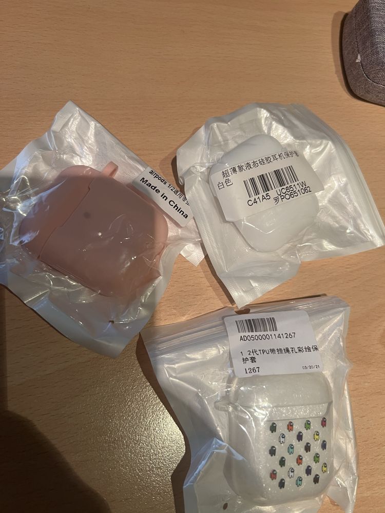 Кейсове за airpods 1/2