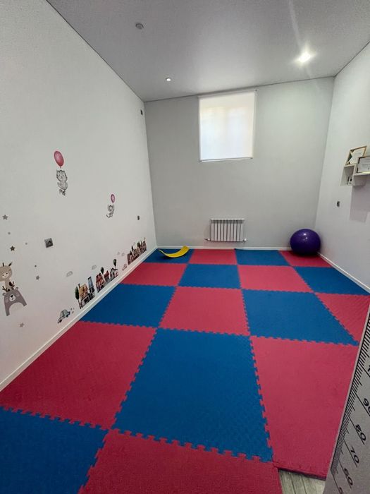 Маты 16 штук.