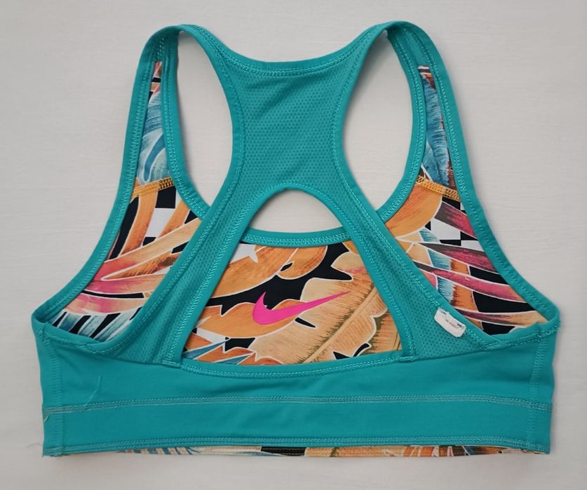 Nike DRI-FIT Reversible Bra бюстие с две лица ръст 156-166см Найк