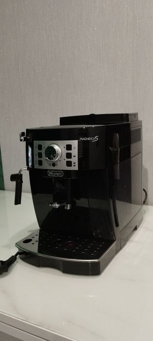 Кафемашина Delonghi Magnifica S