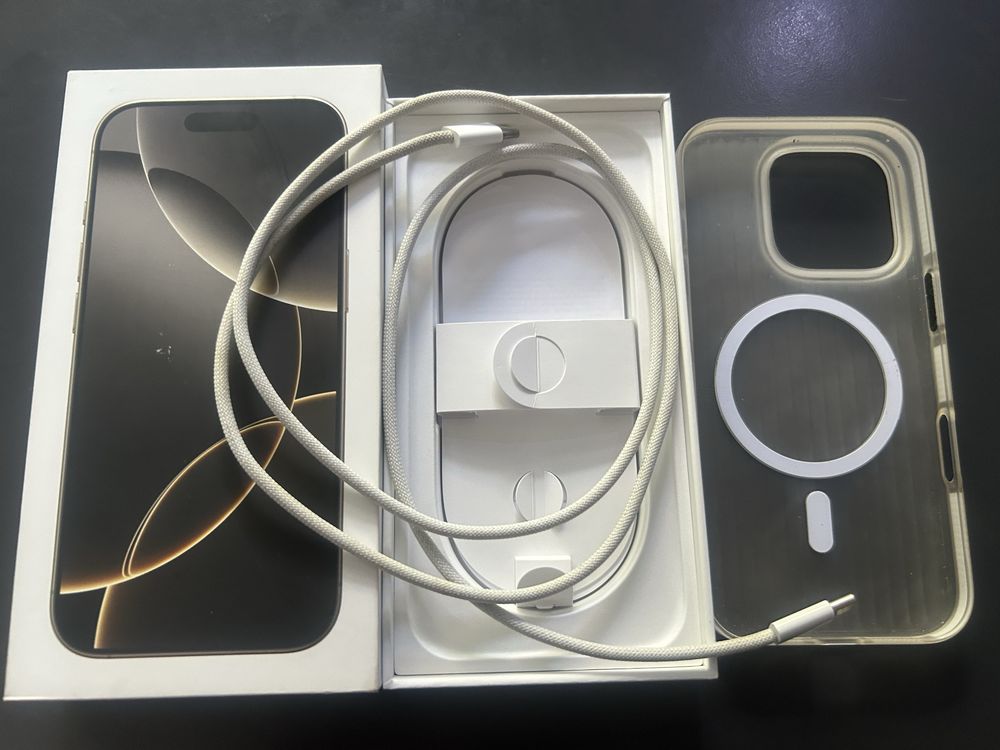 Продавам Apple iPhone 16 Pro 128GB