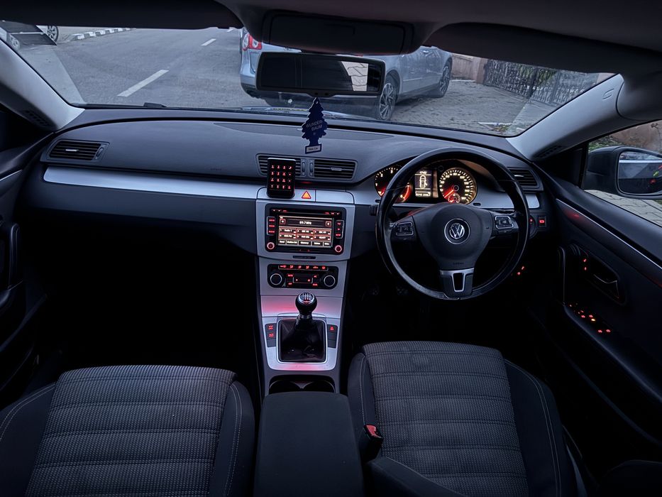 vand vw passat cc 2011 2.0tdi dezmembrari anglia volan dreapta