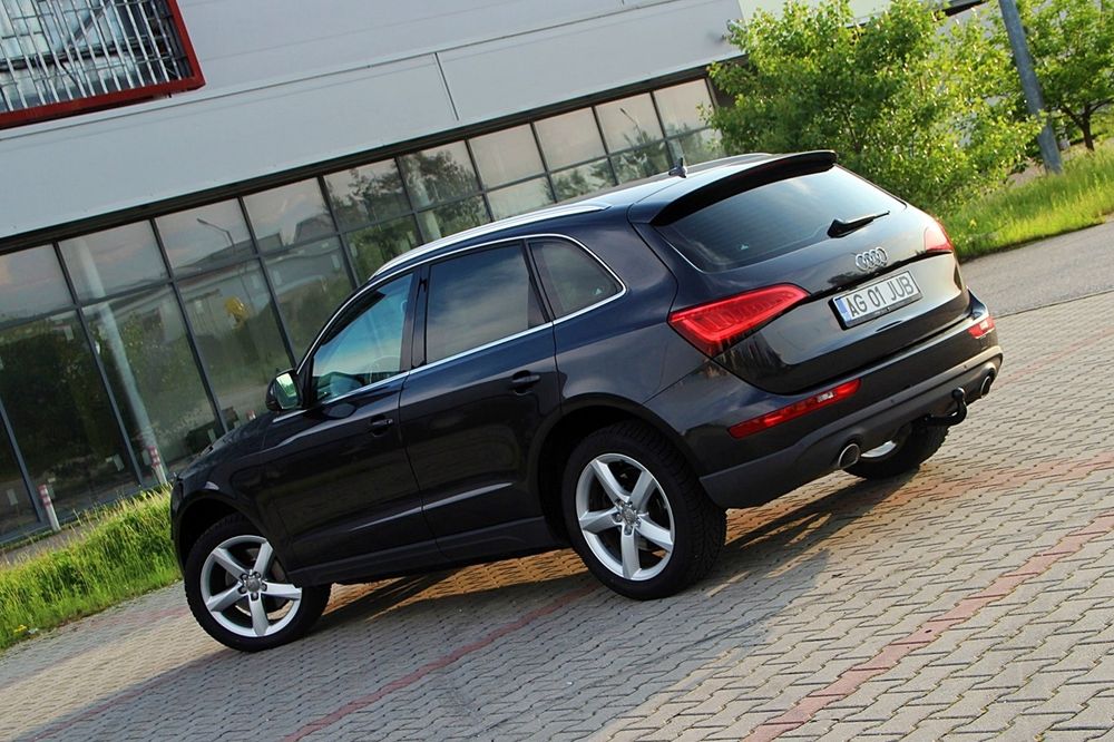 Vind  Audi Q5  facelift 4*4.