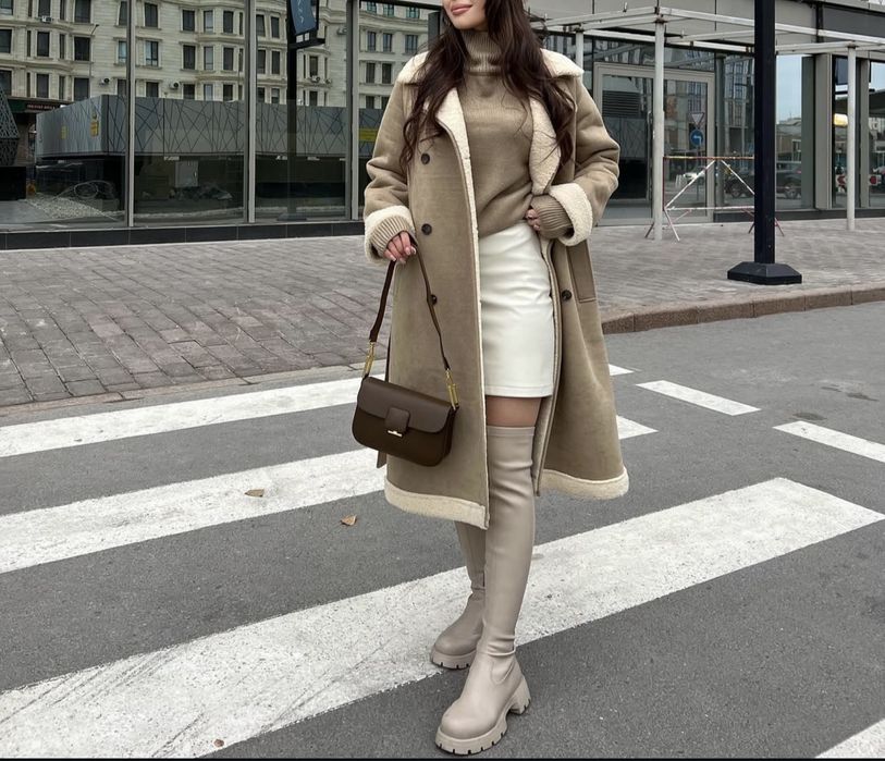 Продам ботфорты бежевые