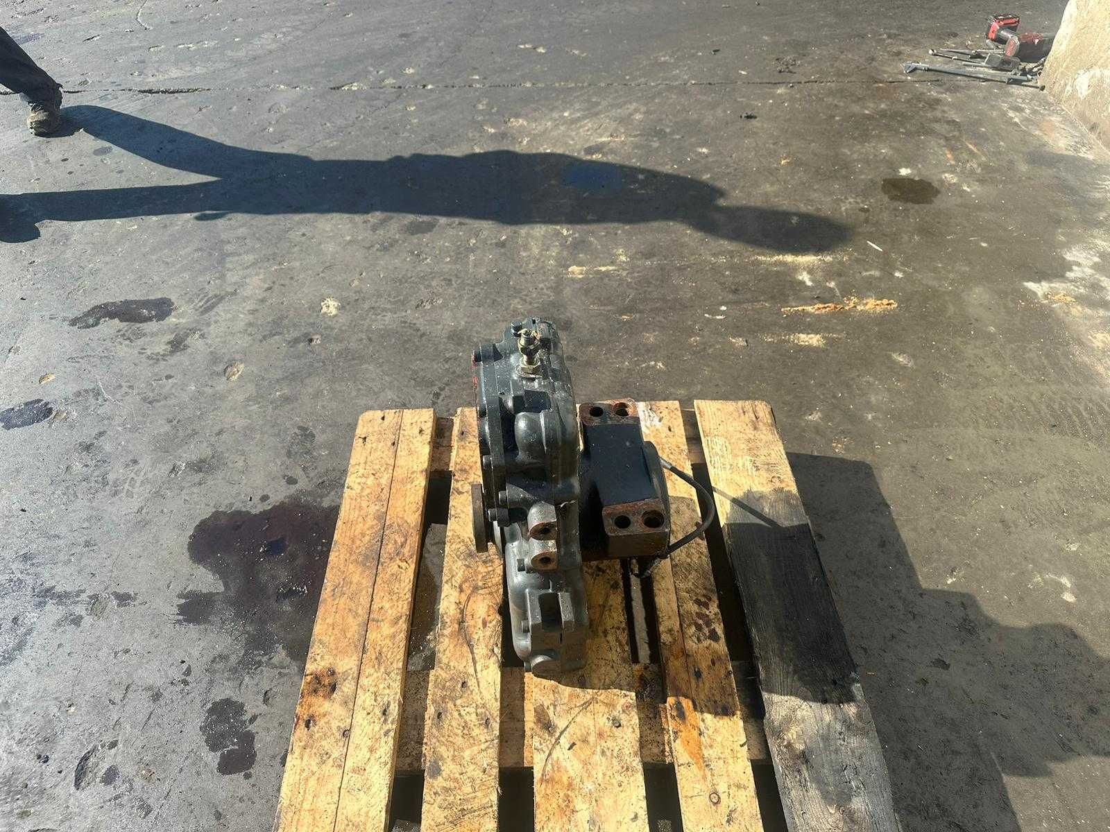 Cutie de viteze cutie transfer Carraro TB172 incarcator frontal vola