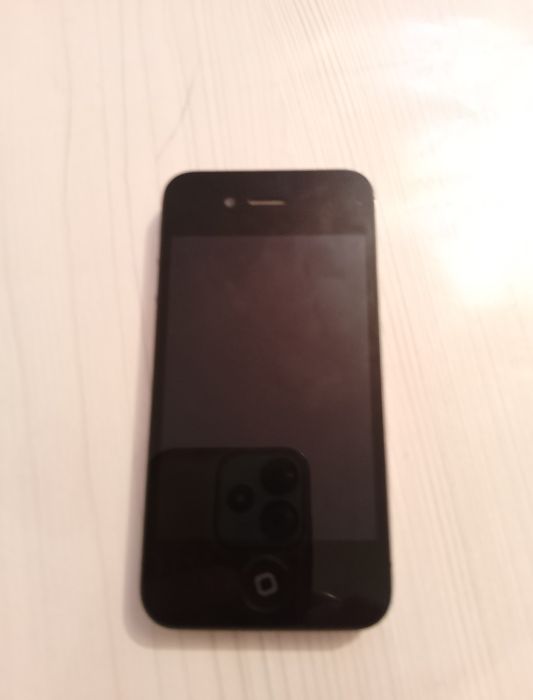 Iphone 4s продаётся