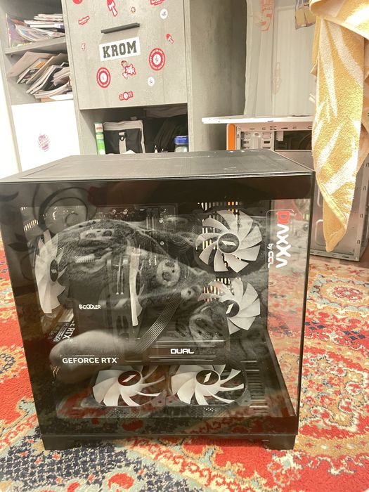 Vand pc de gaming ….