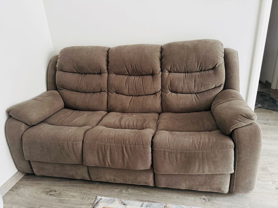 Set canapea si fotoliu