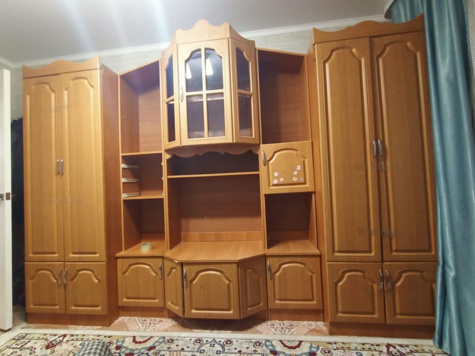 Продается стенка шкаф