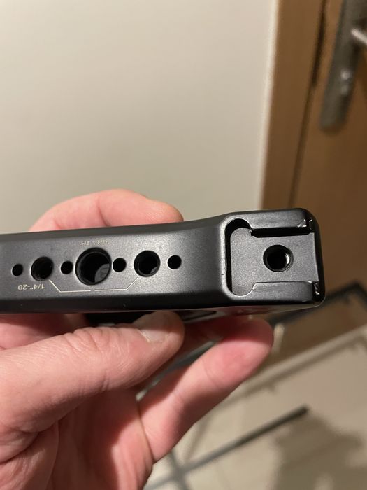 Tilta top handle