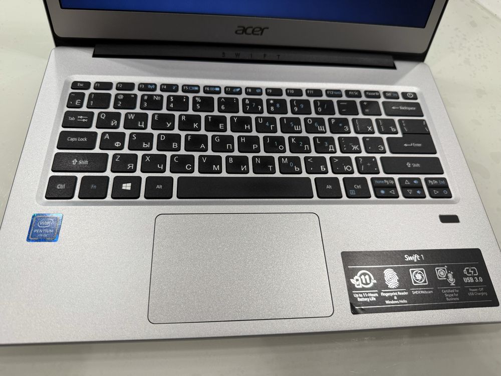 Ноутбук Acer Swift 1