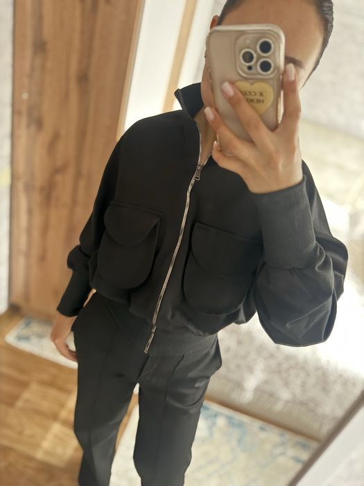 Двойка черная