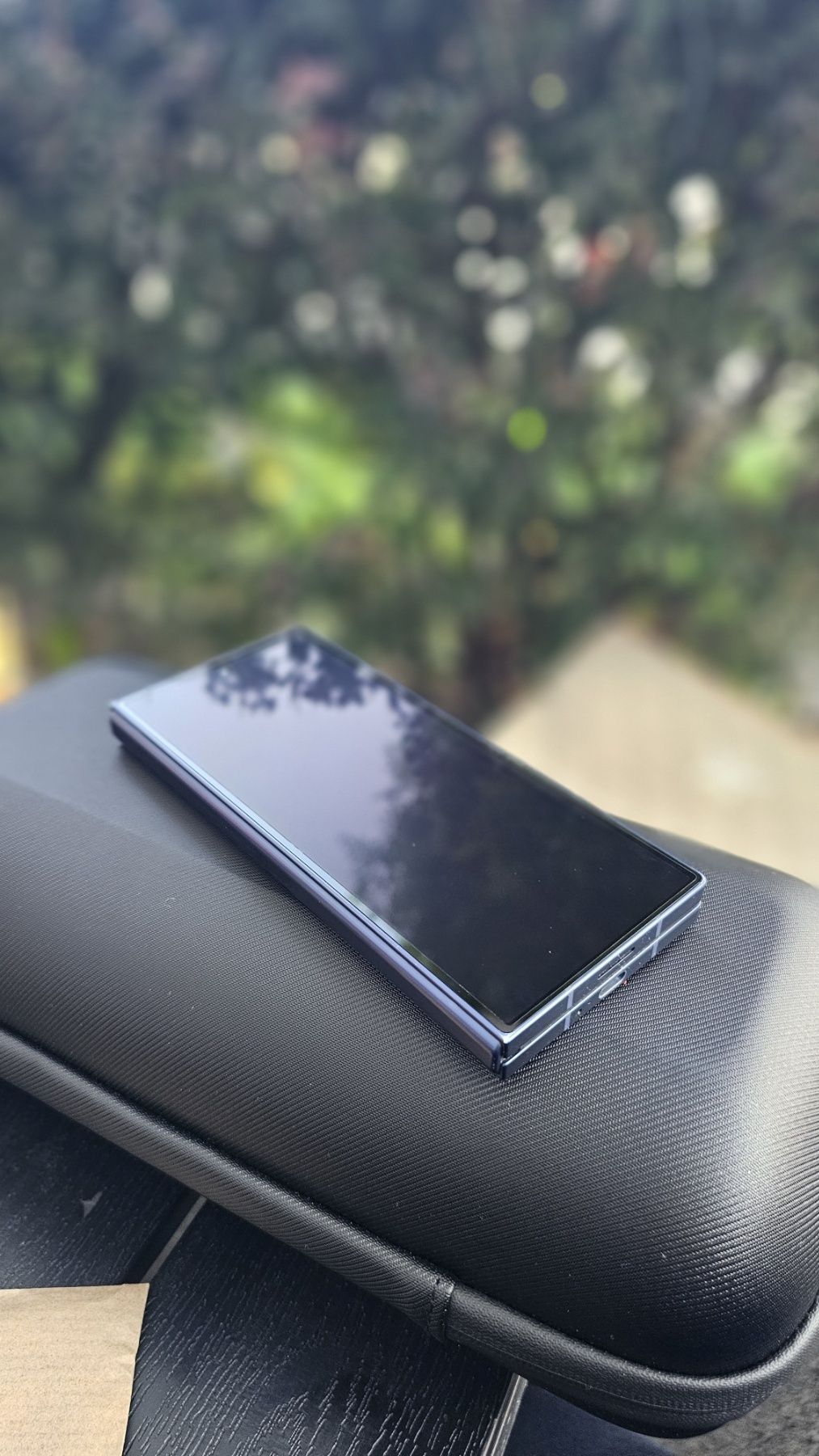 Продавам Samsung Galaxy Z Fold6 512GB – Син, с гаранция!