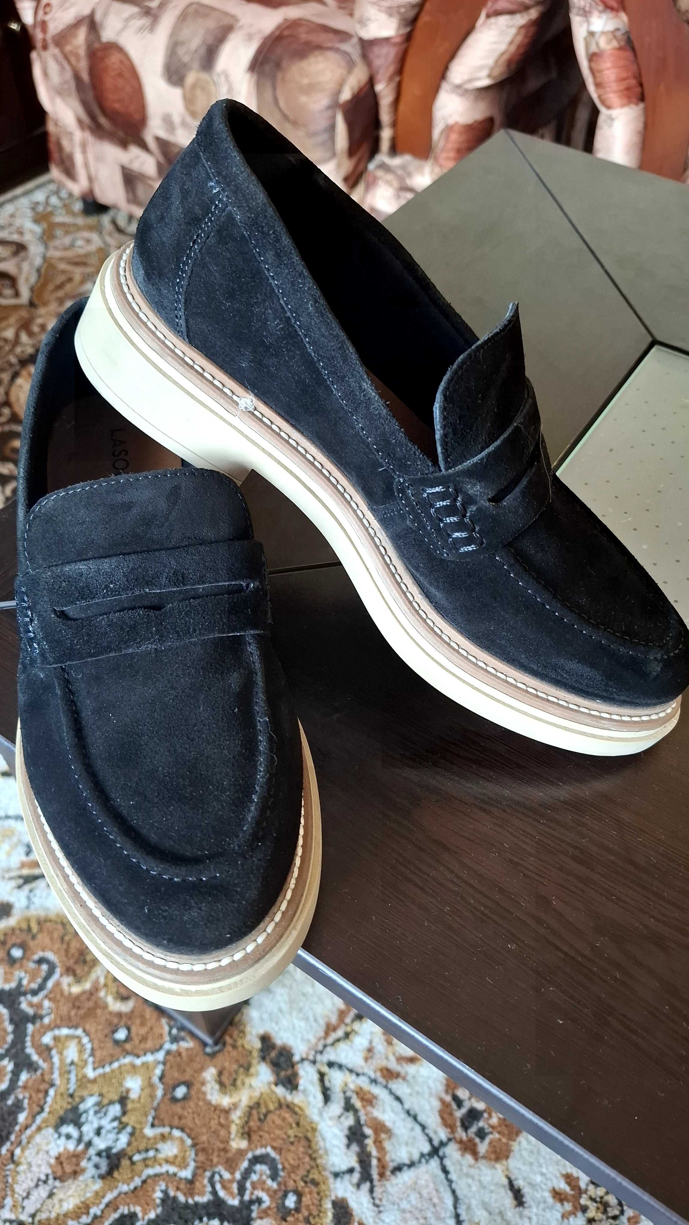 Продавам обувки марка Lasocki