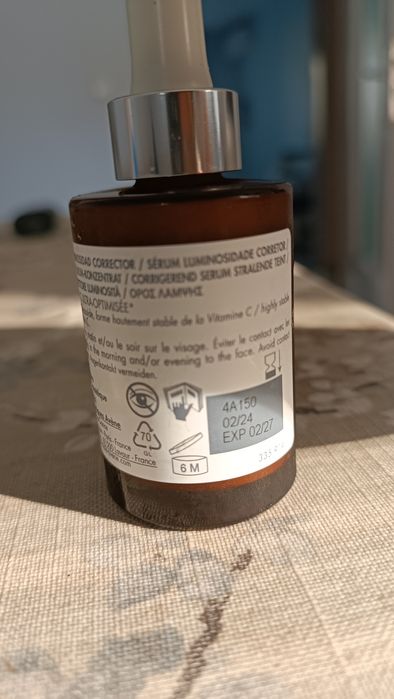 Avene Vitamin Activ Cg Авен витамин Ц С озаряващ коригиращ серум за ли