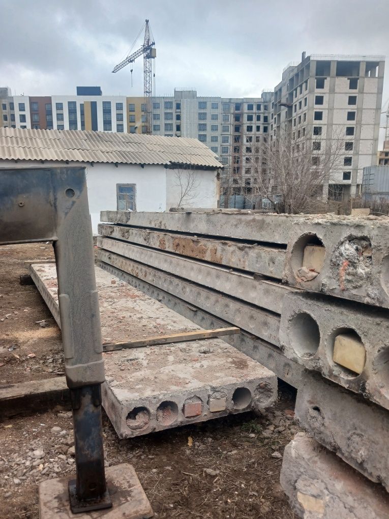 Продам плиты перекрытия в отличном состоянии есть доставка по городу п