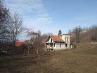 Продава се вила